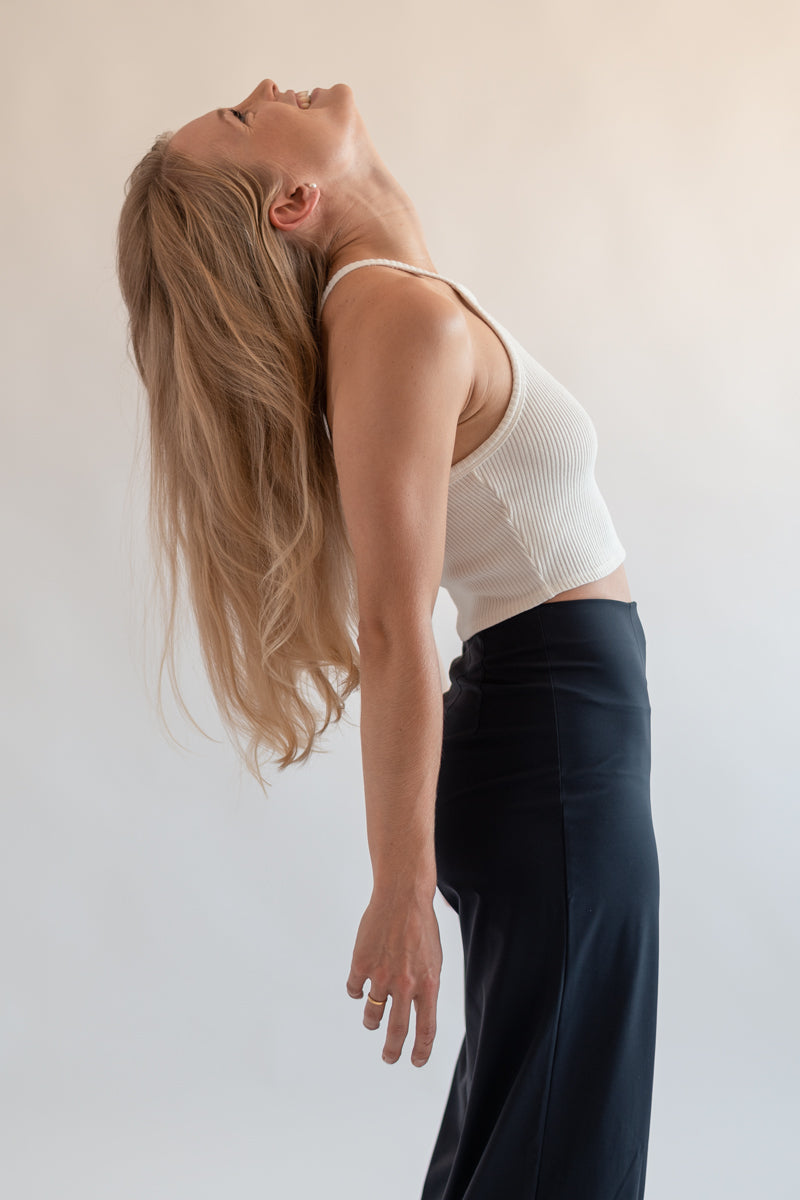 Marenika nachhaltiges Crop Top in weiß, Slow Fashion, hochwertige Mode