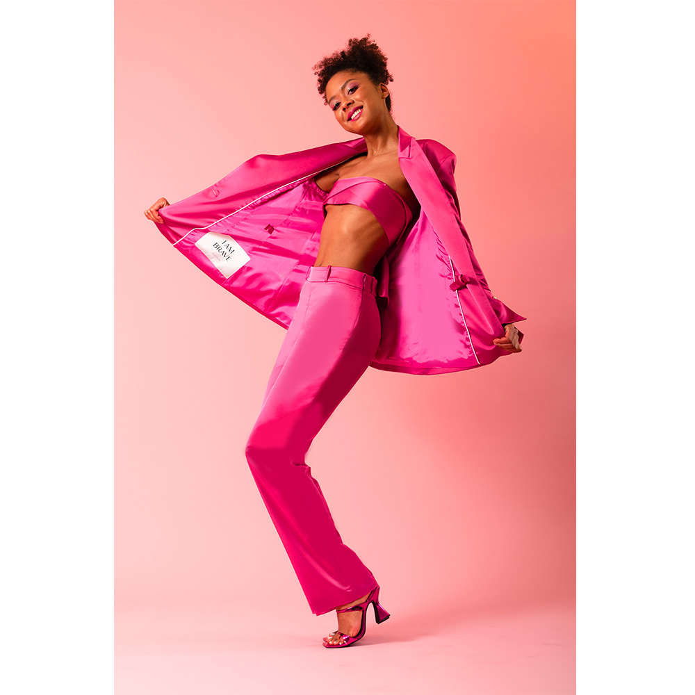 SUITITION nachhaltige Stoffhosen in fuchsia, Slow Fashion, hochwertige Mode