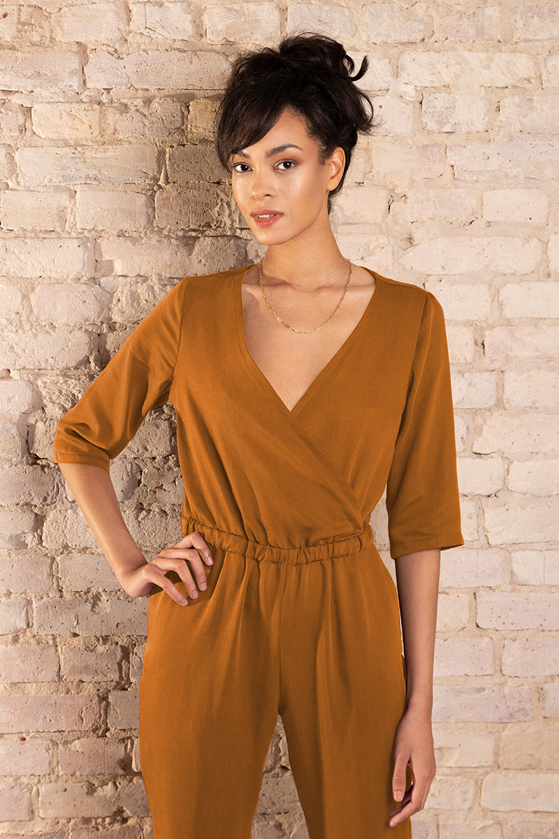 Fair Fashion Highlight: Overall Modell Laetitia von l'amour est bleu für umweltbewusste Modefans.