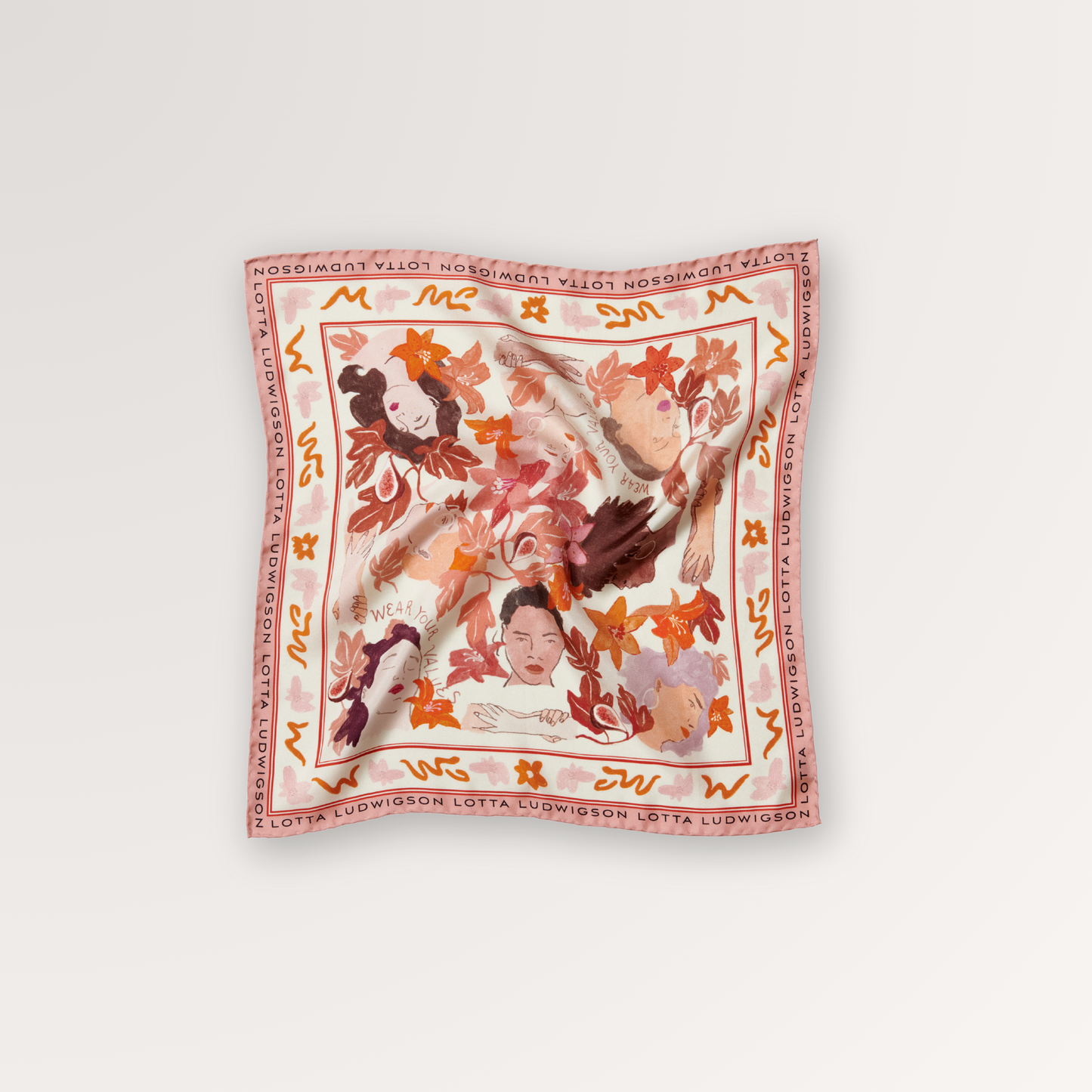 Wunderschönes Tuch aus 100% zertifiziertem Bio-Seiden-Twill von Lotta Ludwigson perfekt für die Slow Fashion Garderobe. Nachhaltiger Luxus in seiner schönsten Form. Tuch drappiert