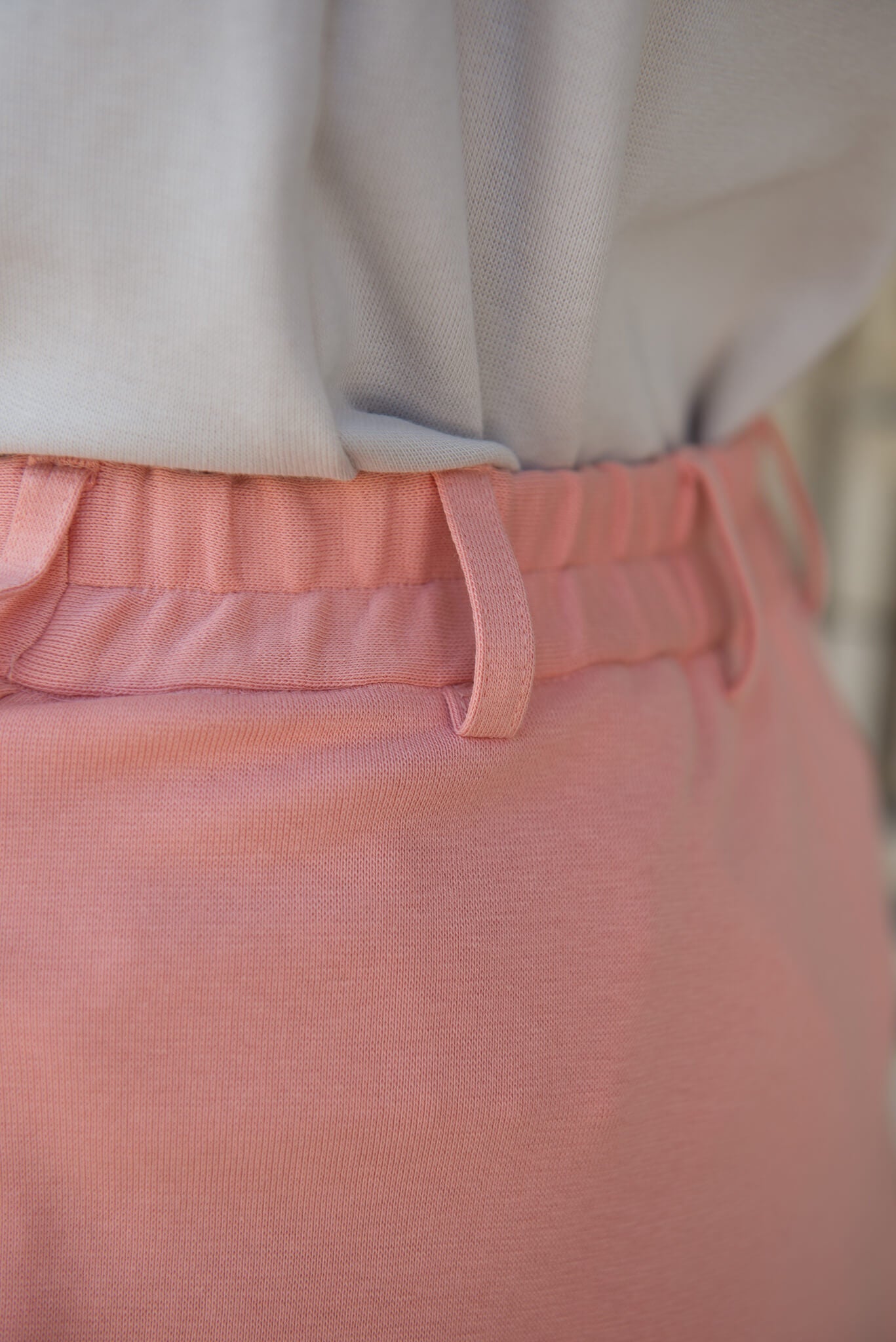 SETERY: Komfortable und nachhaltige, elegante Baumwollhose mit hoher Taille in Soft Coral.